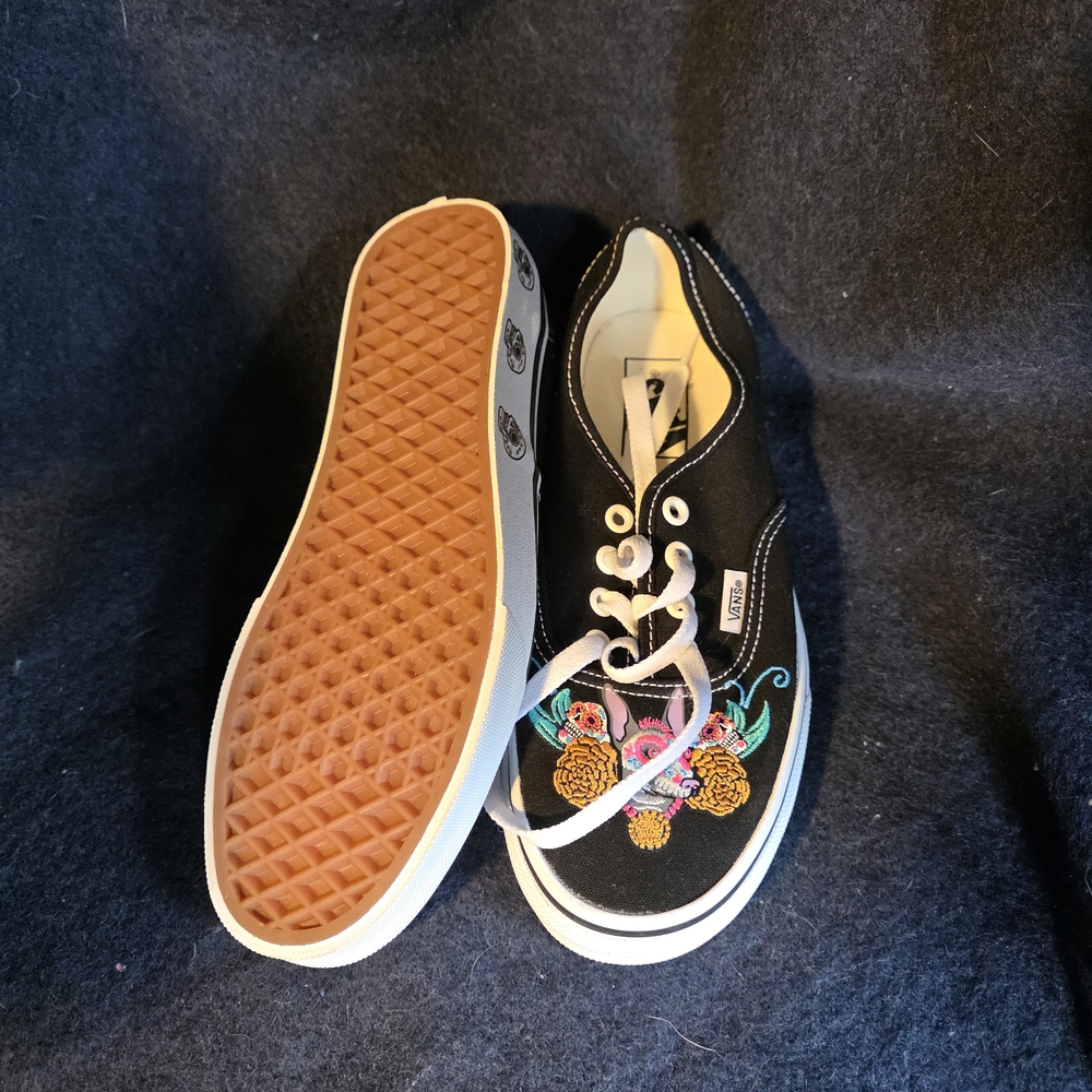 Vans Kids' Black Canvas Floral Embroidered Lace-Up Sneakers